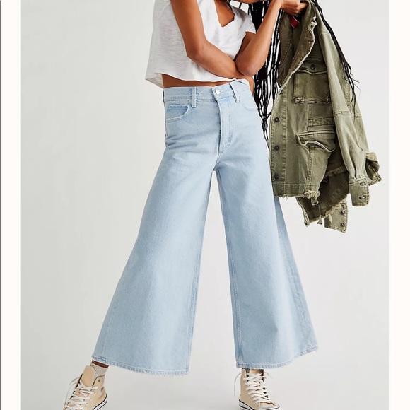 Free People Denim - We the Free High rise light wash wide leg jeans